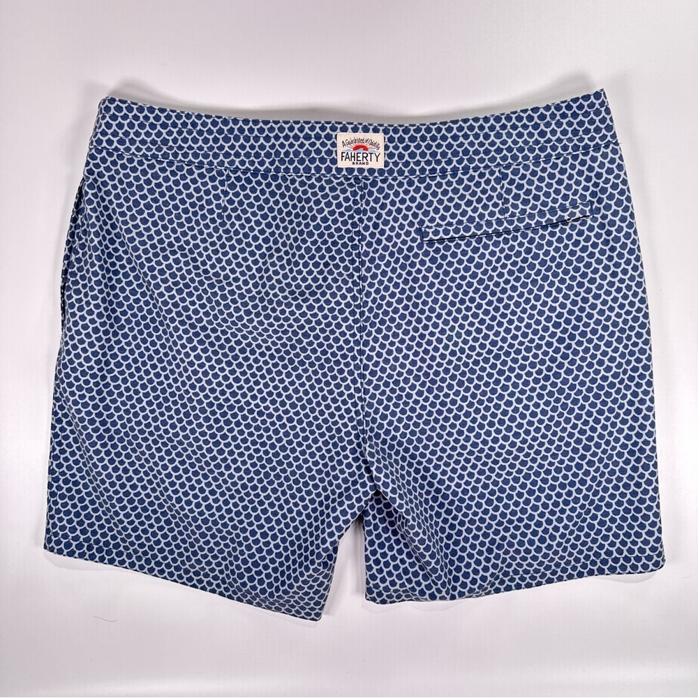 Faherty Men’s All Day Boardshort Blue Scallop Print Swim Trunks 38 - Picture 3 of 10